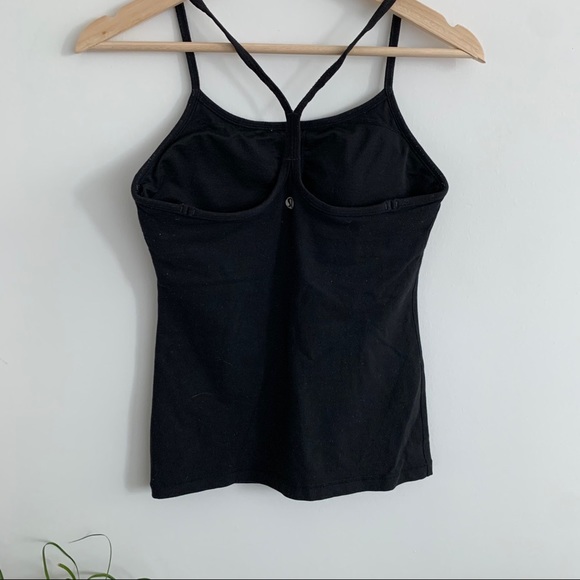 Lululemon - Black Tank Top w Sports Bra - Picture 2 of 4